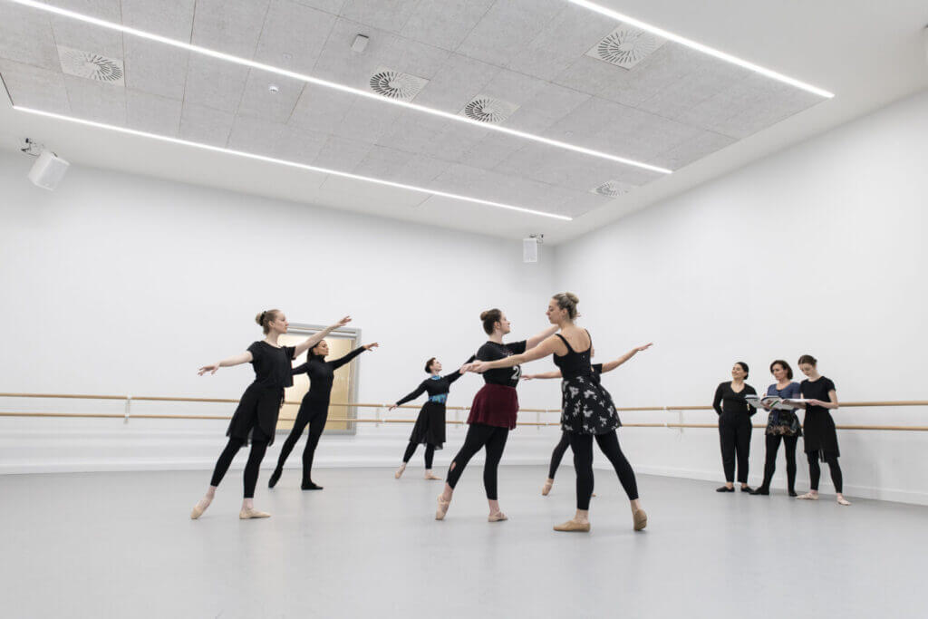 Luke Rittner RAD 中国 | Royal Academy of Dance